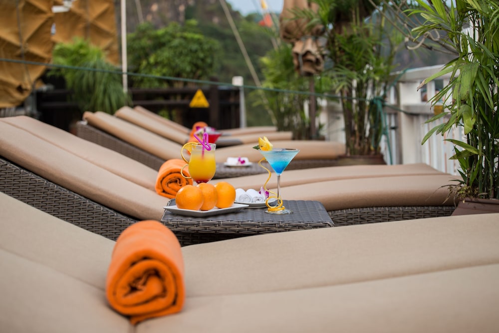 Verdure Lotus Grandeur Cruise on Ha Long Bay - Image 3
