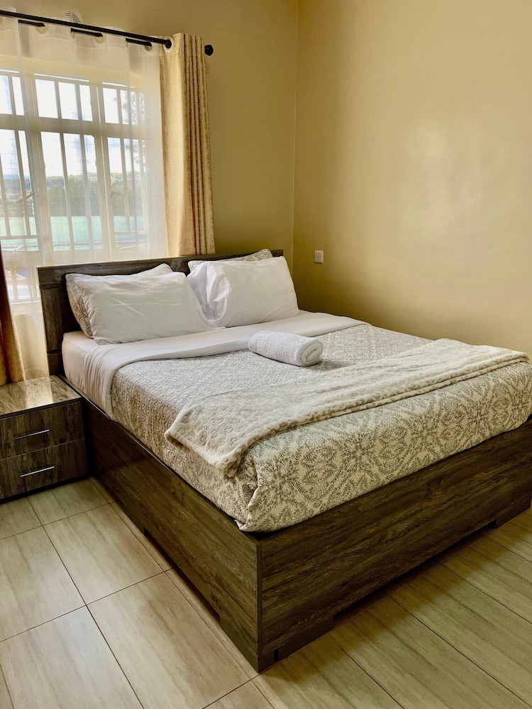 Lux Suites Sunset Delight Holiday Homes