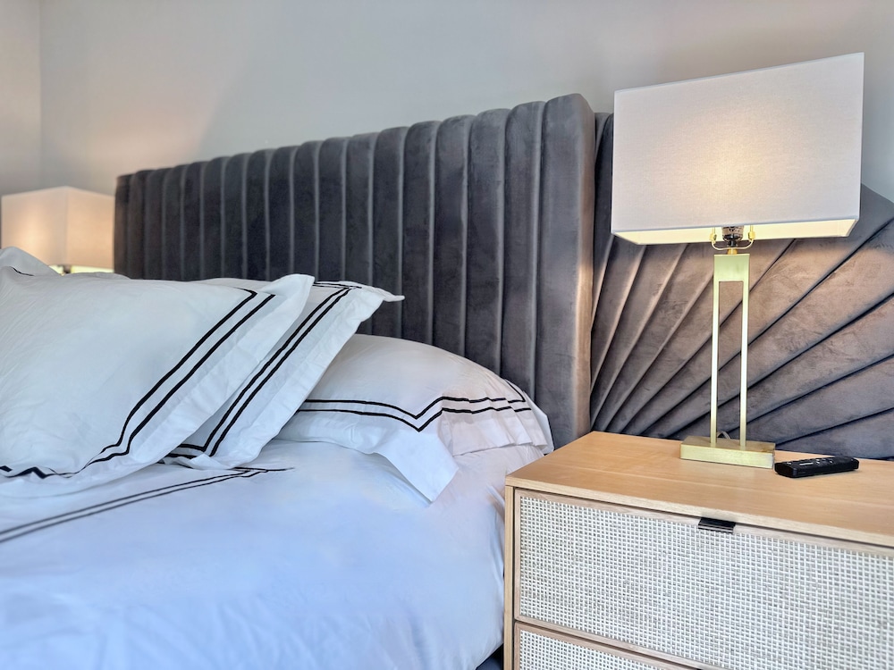 The Josephine Villa by Luxe PGH view 3