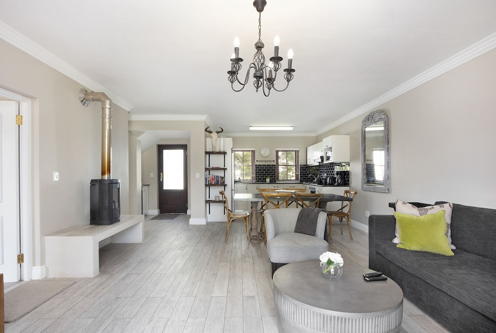 Winelands Golf Lodges at De Zalze