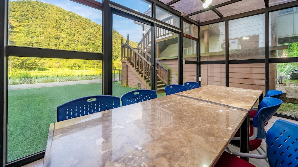 Chuncheon Namiseom pet Friendly Pension