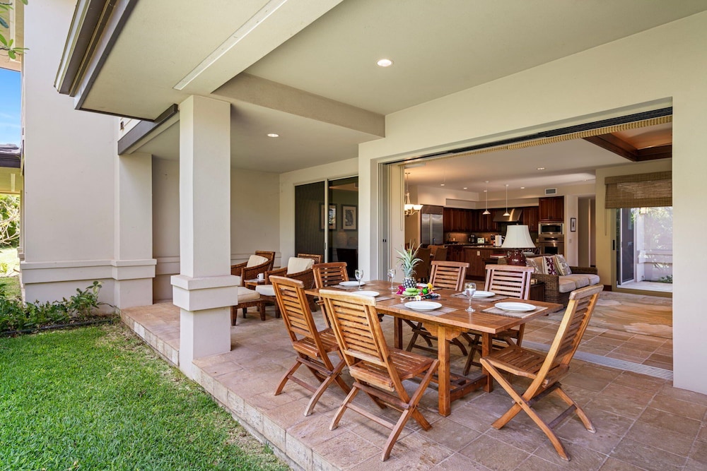Family-friendly & Romantic Getaway - Beach Club Access- Vrkcv