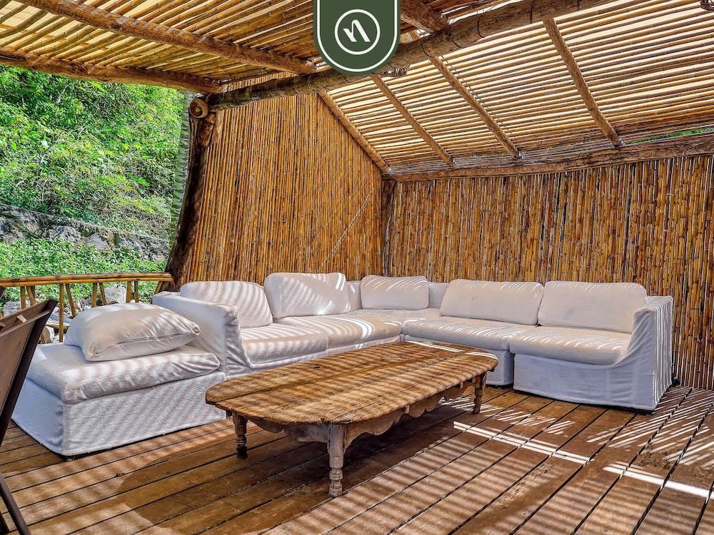 Luxury Oceanfront Villa - Private Beach - Pool