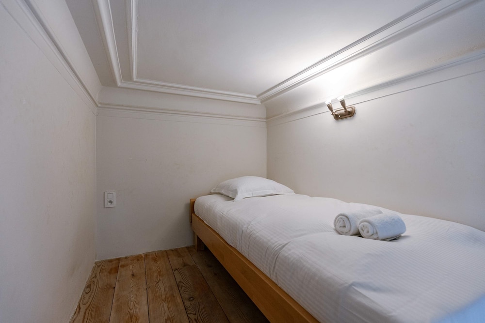 Huswell - Stay at Cape Montigny in Ghent