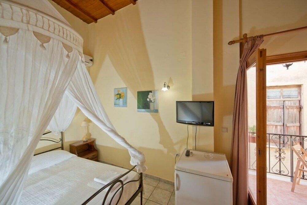 Katerina Traditional Rooms