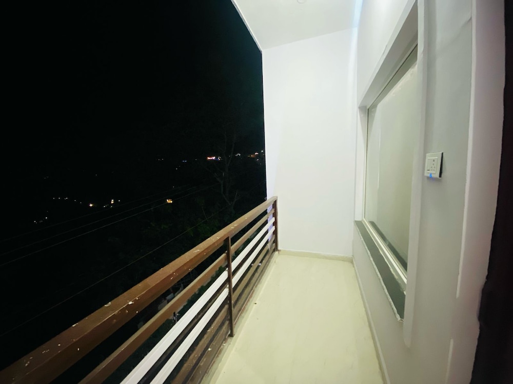 HOTEL ABHYUDAY