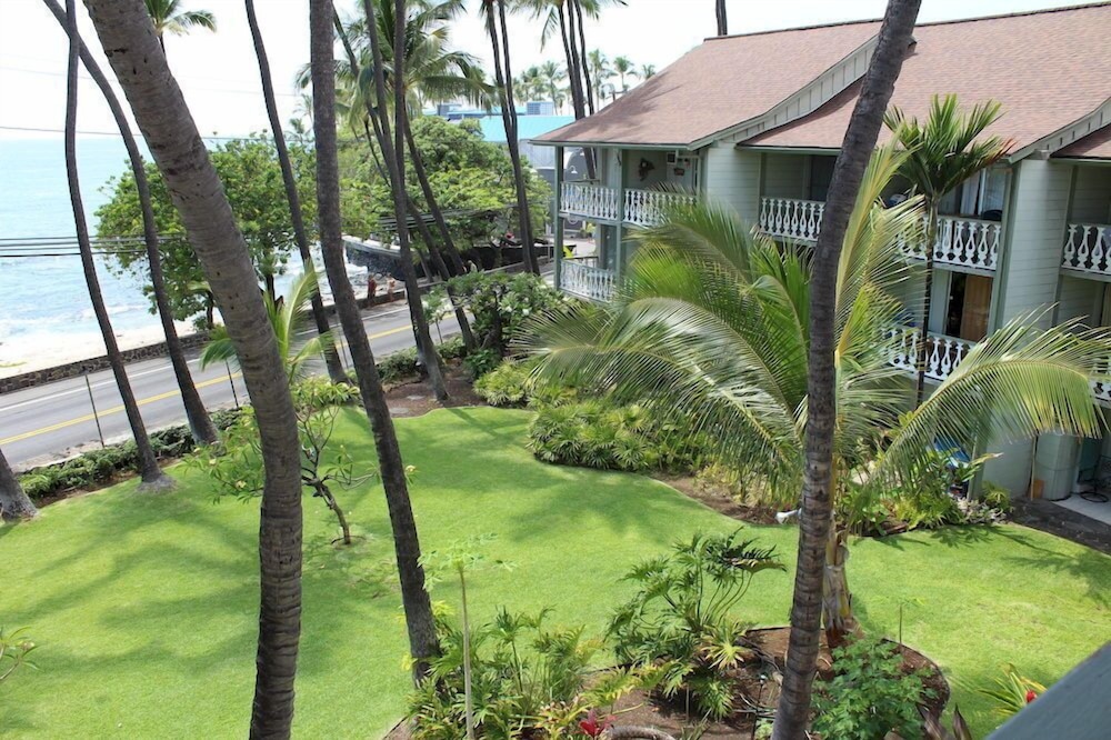 Hotel Vacation Condos In Kona - Image 1