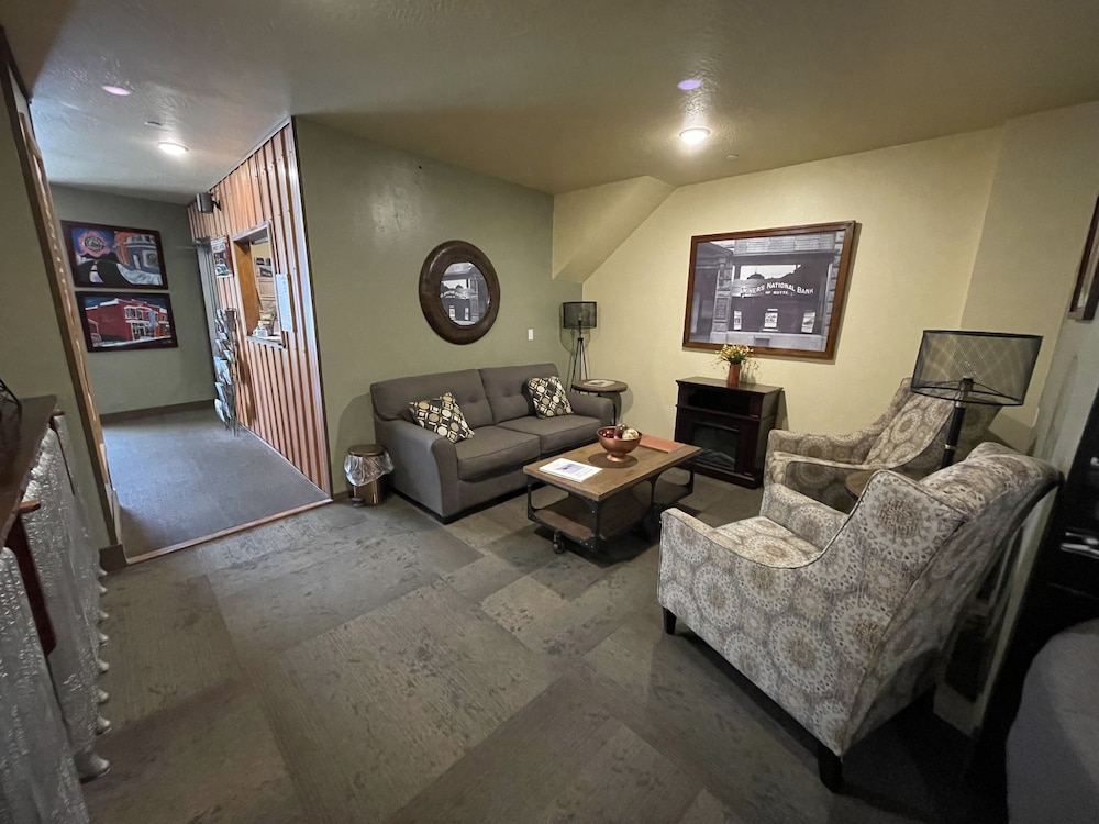 The Miner's Boutique Hotel