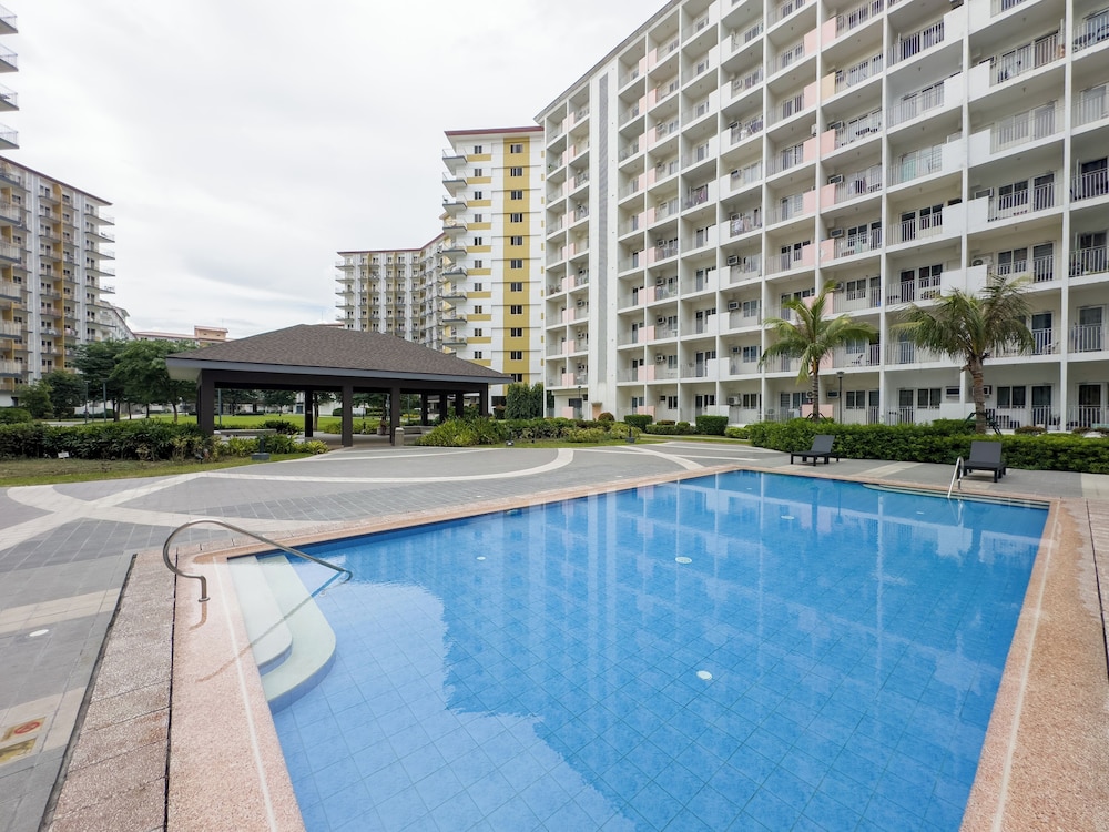 GemstoneBR in SMDC Field Residences