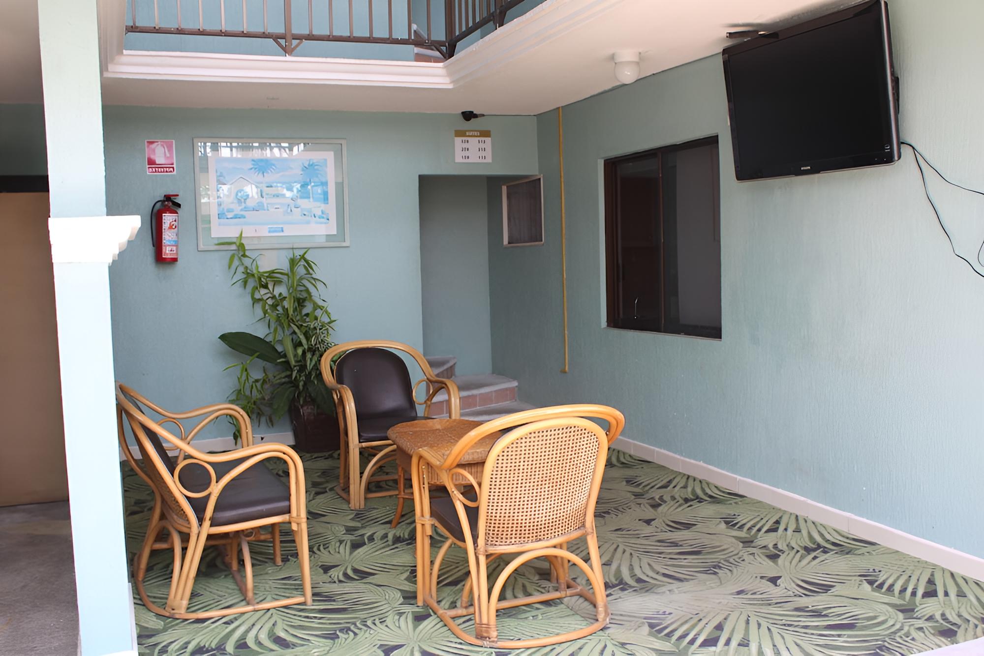Hotel Paraíso Suites