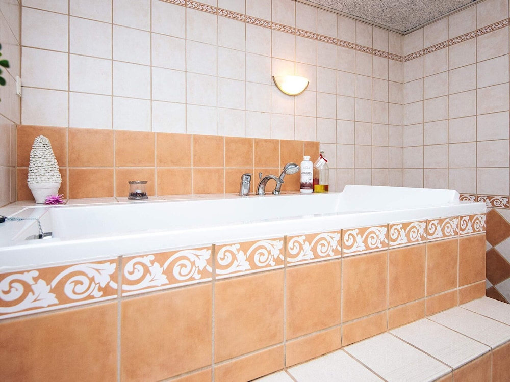 5 Person Holiday Park Home in Romo