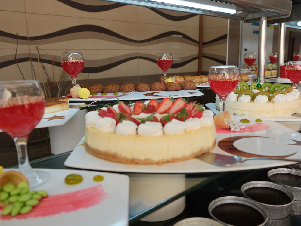 White Gold Hotel & Spa - Image 44