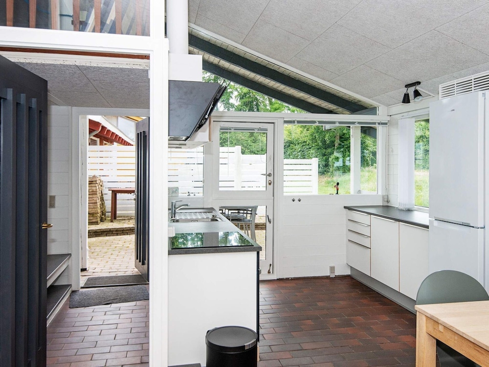 6 Person Holiday Home in Aabenraa view 5