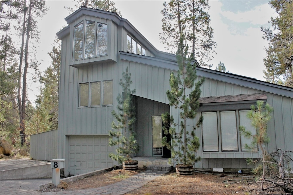 Whistling Swan 8 4 Bedroom Home