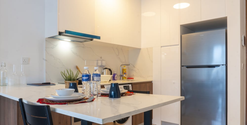 Moonway Luxury Suites At CORE Residence