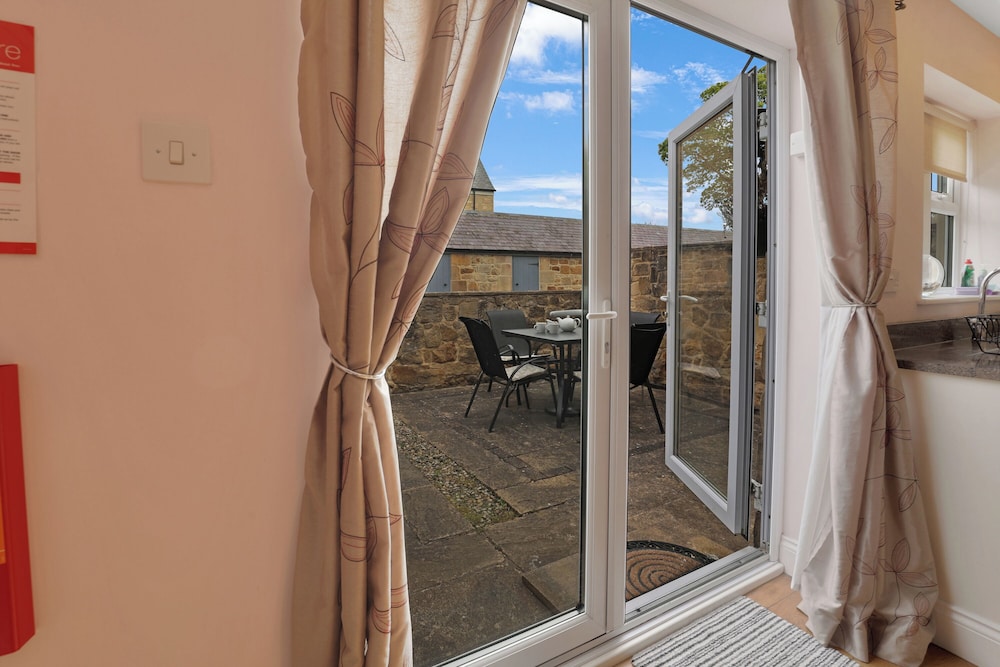 Oak Cottage - North East Escapes