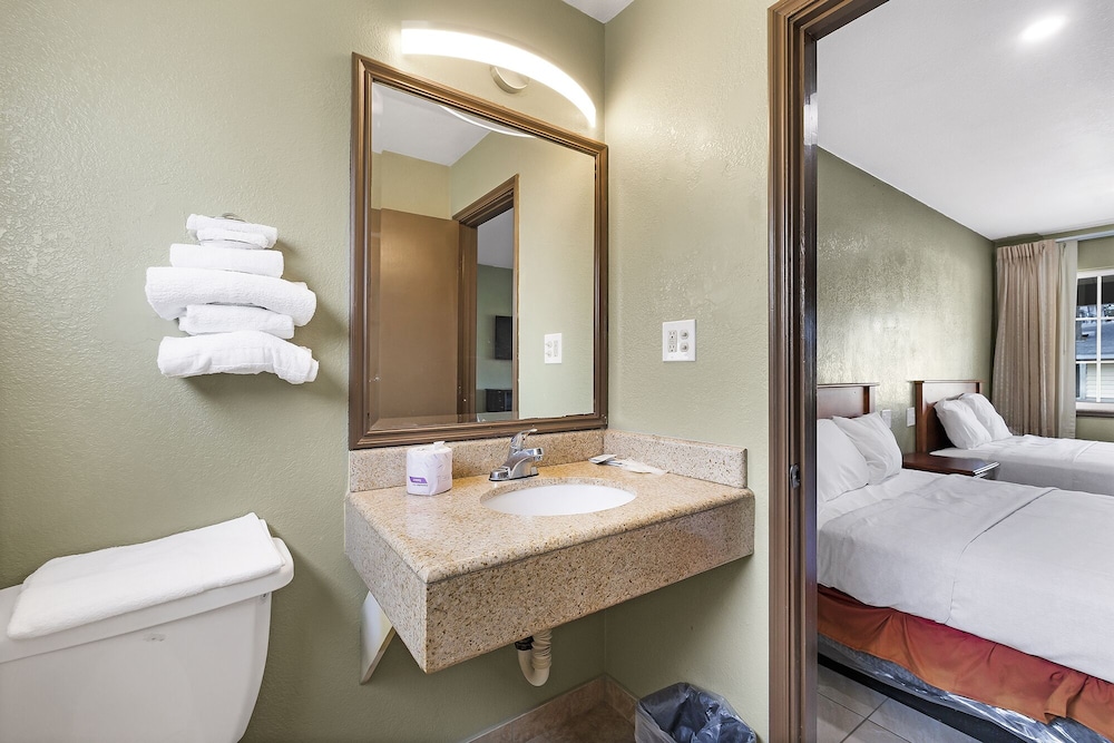 Chico Vacations - Safari Inn - Chico - Property Image 14