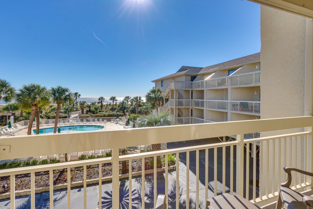 Oceanfront Hilton Head Island Condo w/ Pool Access view 4