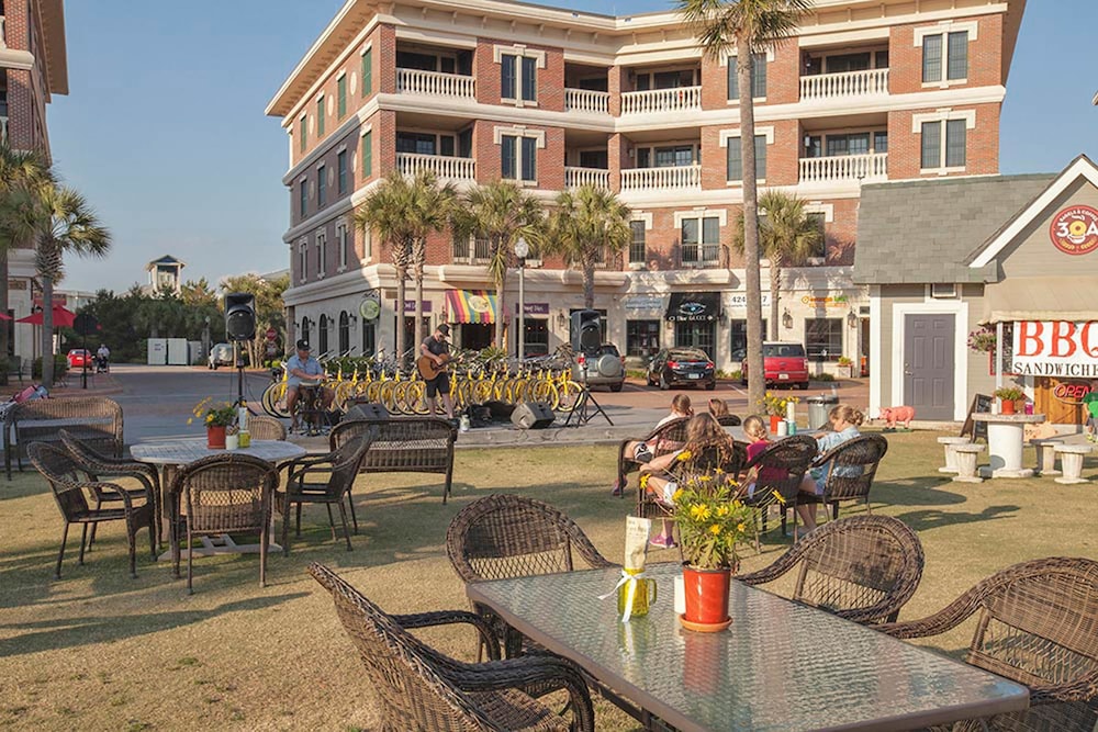 Village of South Walton by Panhandle Getaways
