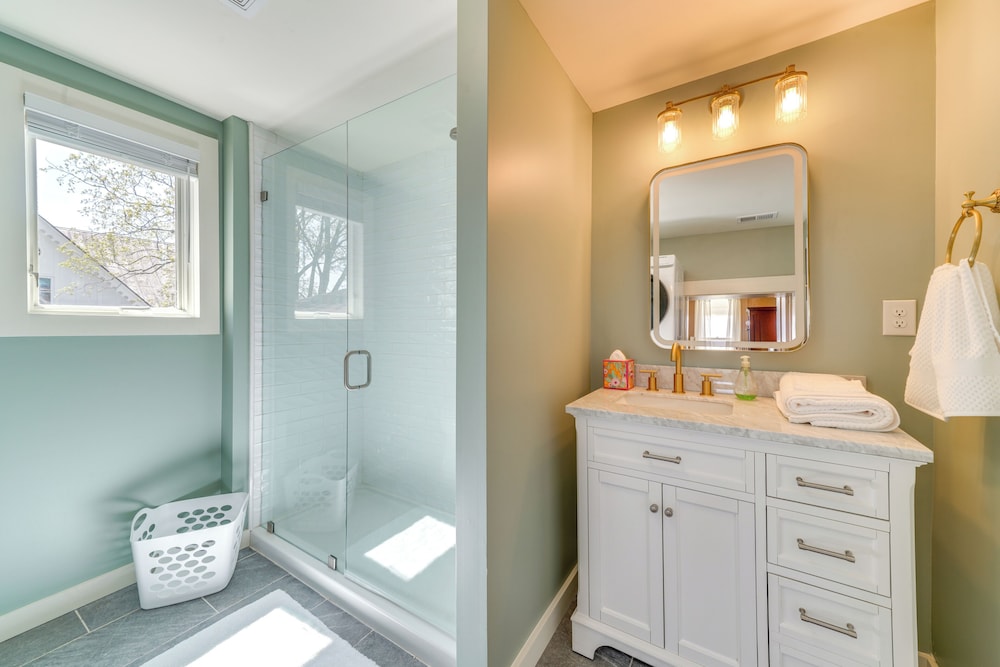 Historic & Spacious Family Home in Nicholasville!