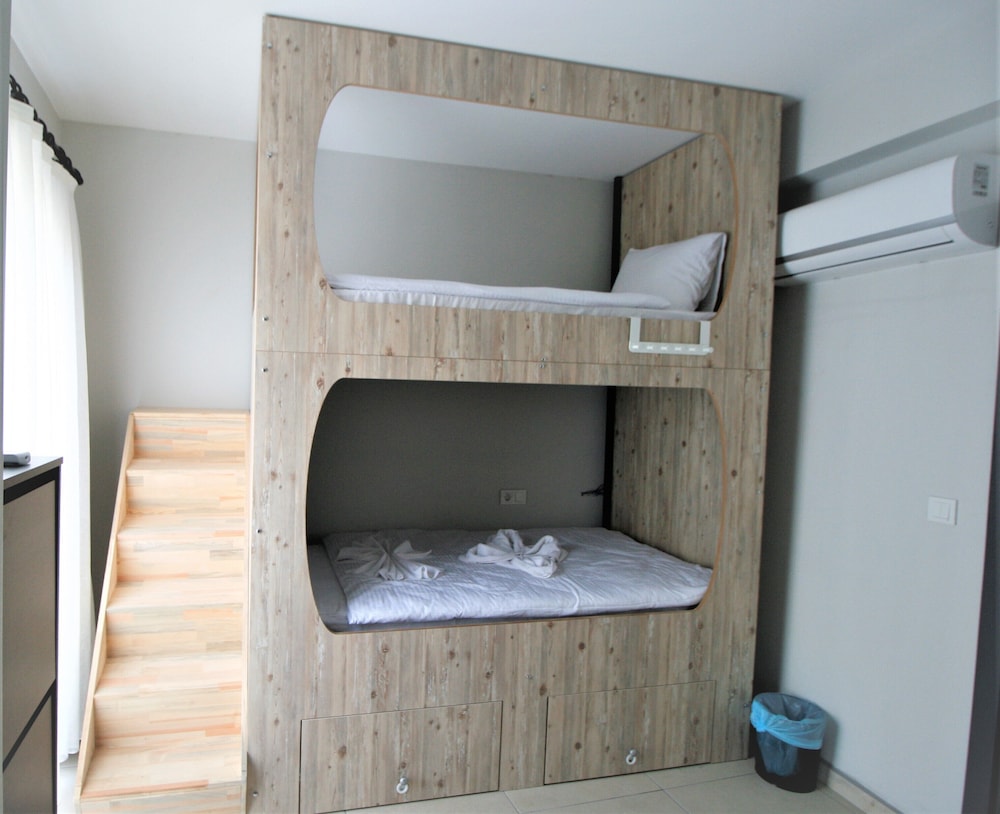 Archeo Hostel - Adults Only
