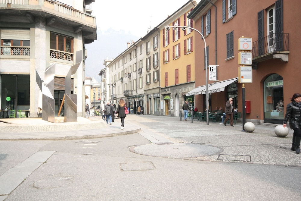 Photo 38