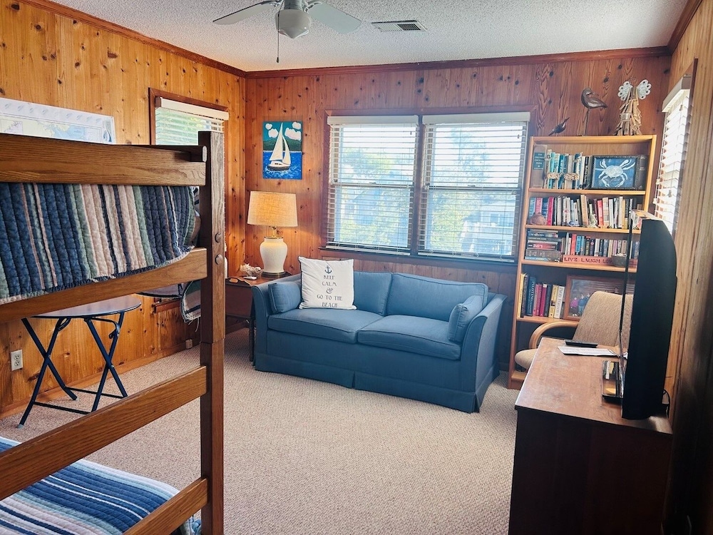 Dry Dock - 4 Br Home