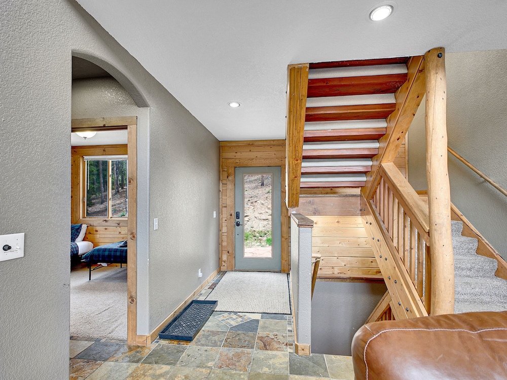 Switchback Basecamp 4 Bedroom Home