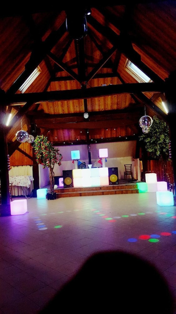 meeting & event spaces