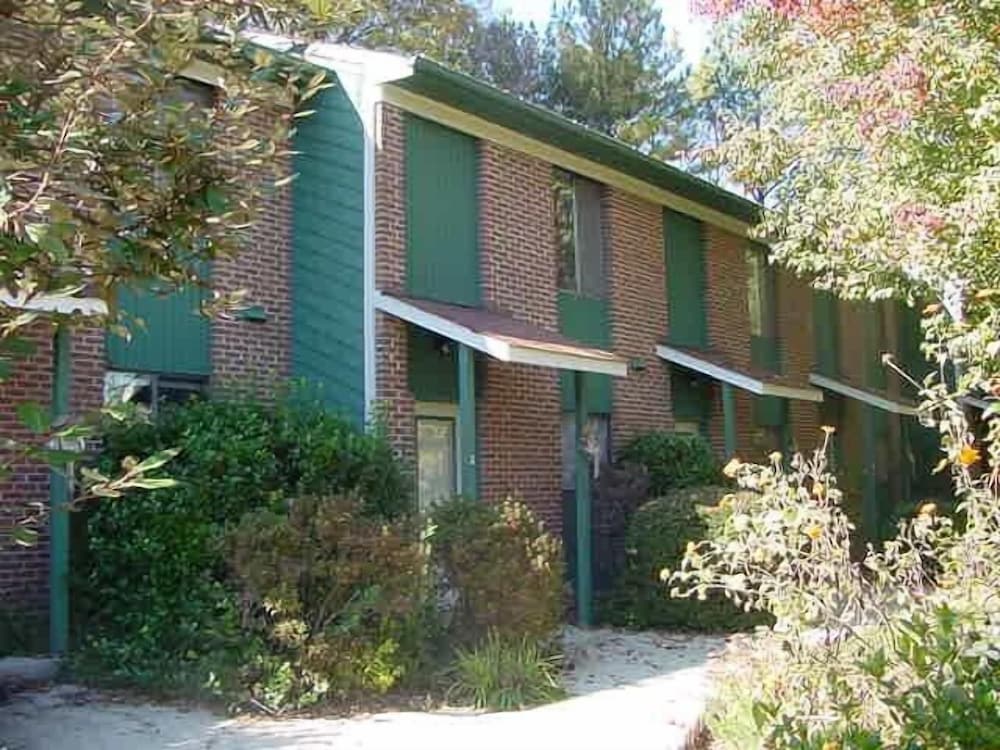 Hotel Chapel Hill InnTown - Image 1