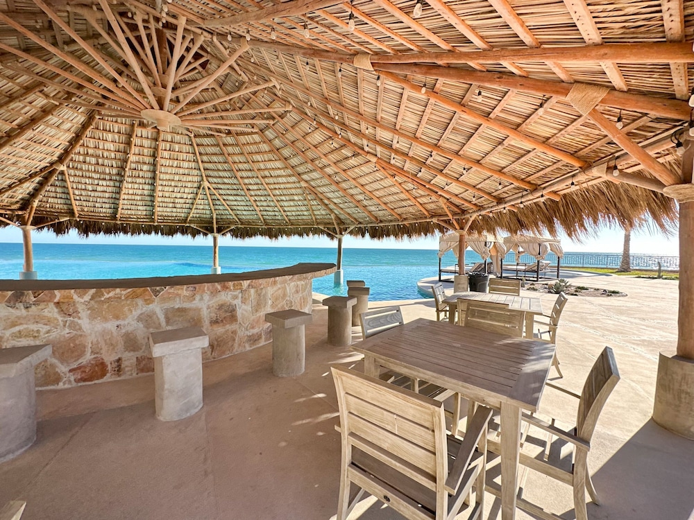 Beachtop Haven 2BR Condo at Iconic Sandy Beach