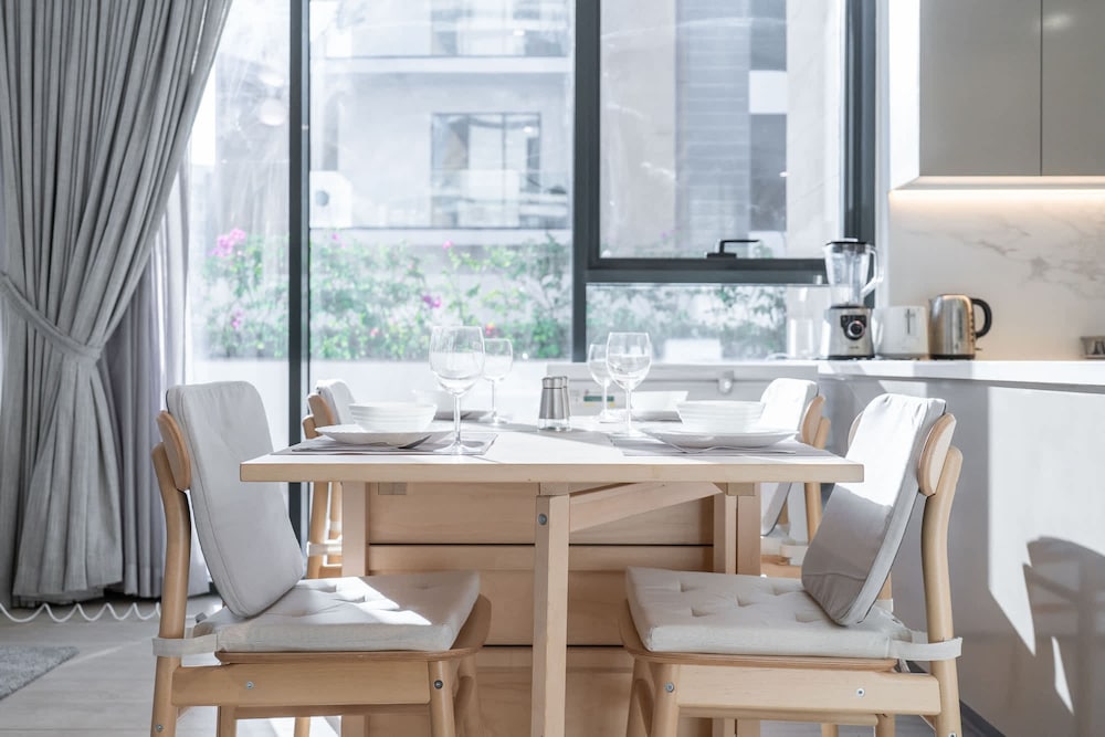 Indulging 1 Bedroom in Azizi Riviera 6