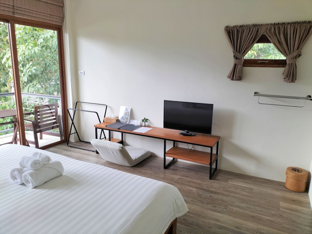 Nest Sense Resort