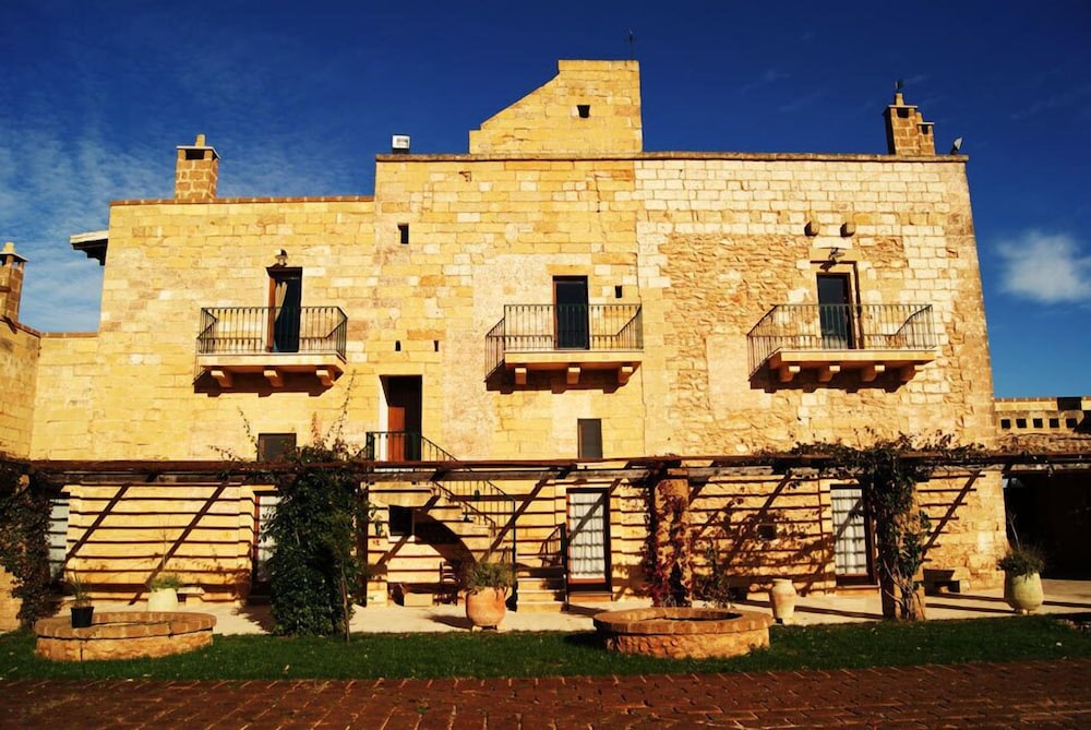 Masseria Provenzani view 3