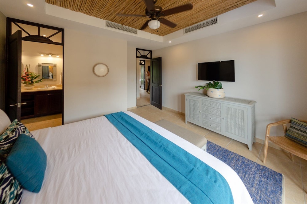 Captivating 3br/2.5ba Unit is Just Perfect view 5