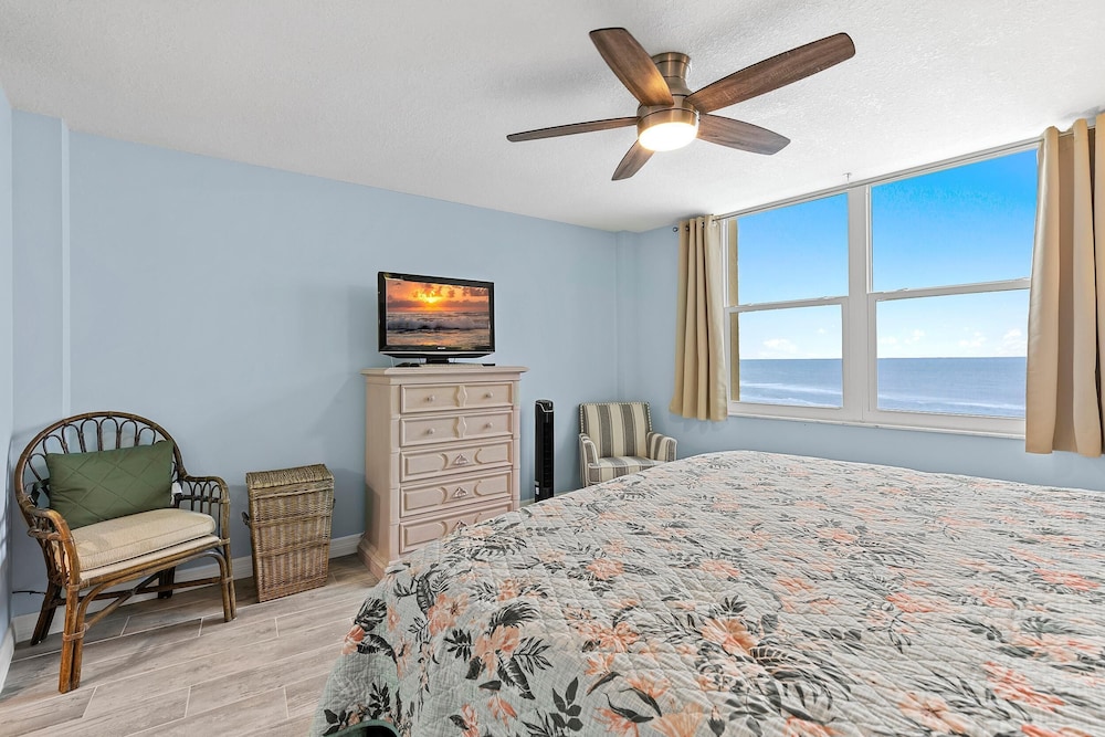 Coronado Towers 703