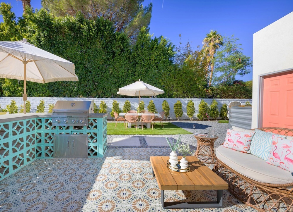 Caliente Oasis