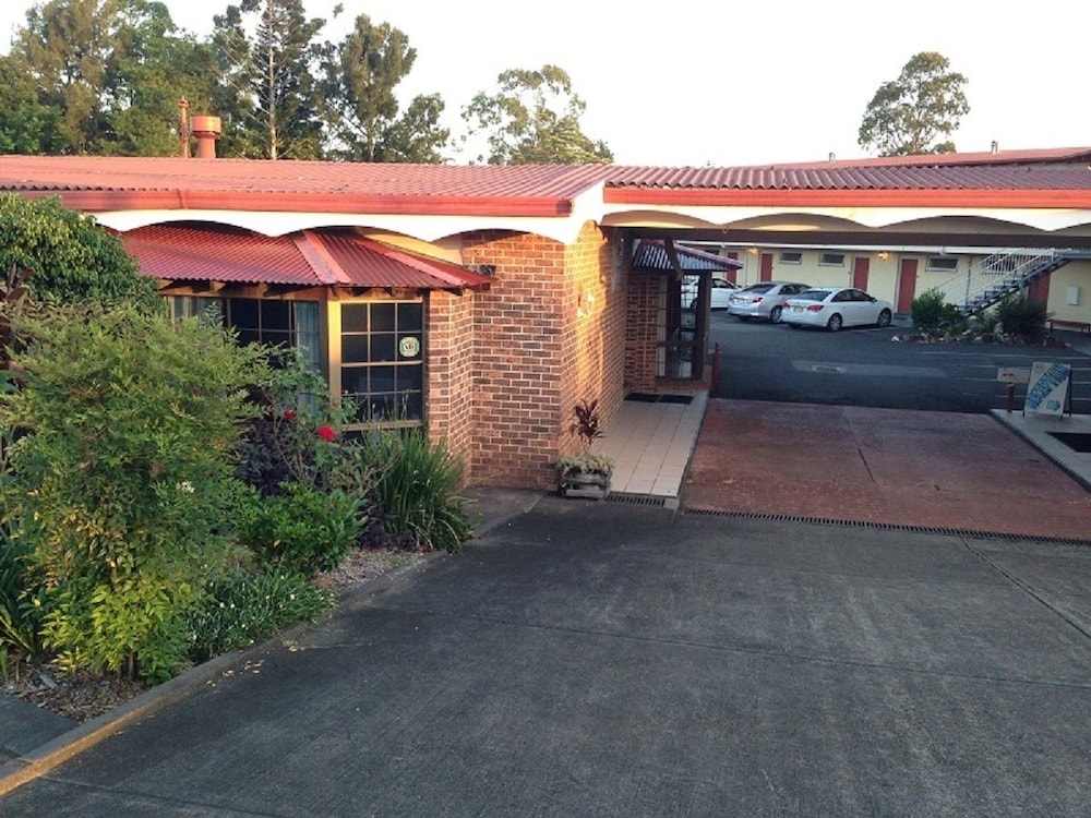 Riverview Motor Inn
