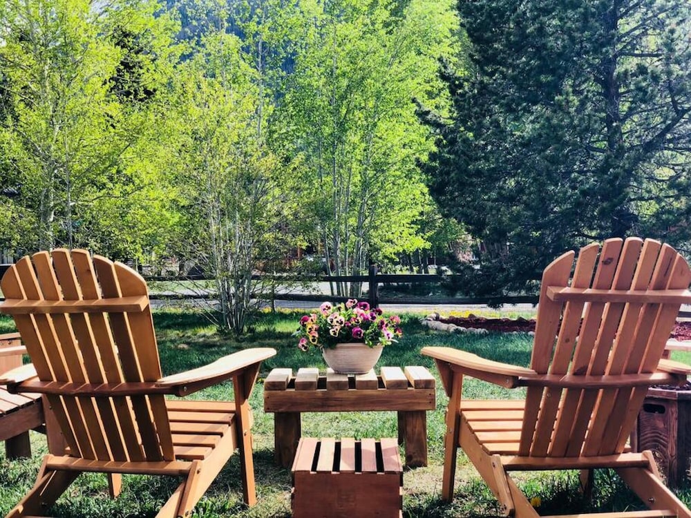 Summit County Vacations - Mountain View Home Near Breck Vail 4 Seasons Room Rooftop Deck Hot Tub - Property Image 12