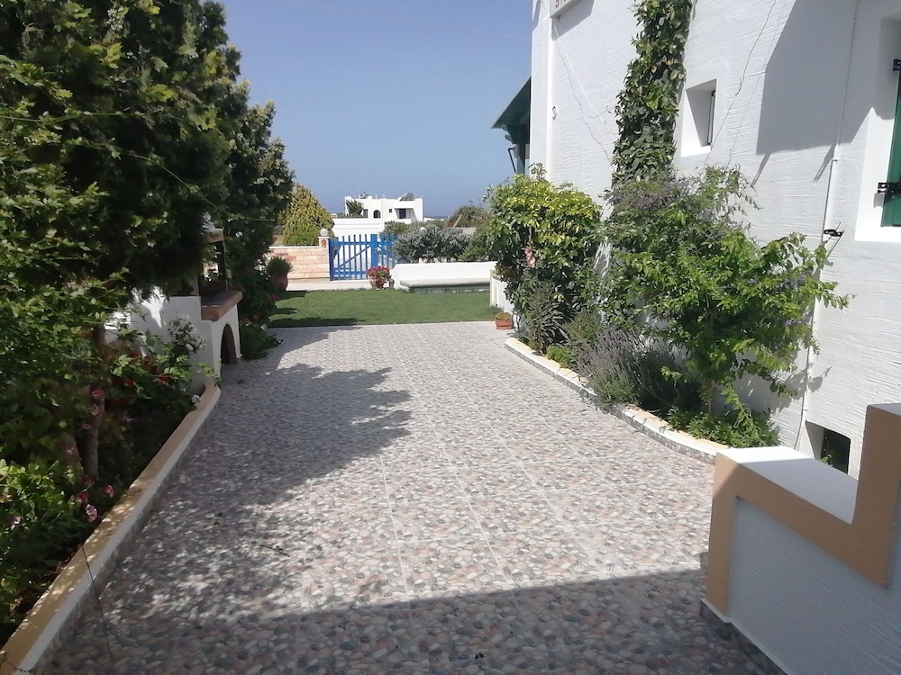 Sahara Beach Apartments