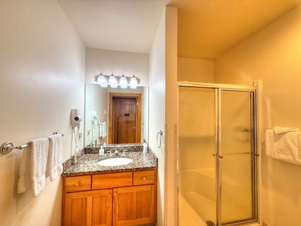 Poplar River Condos