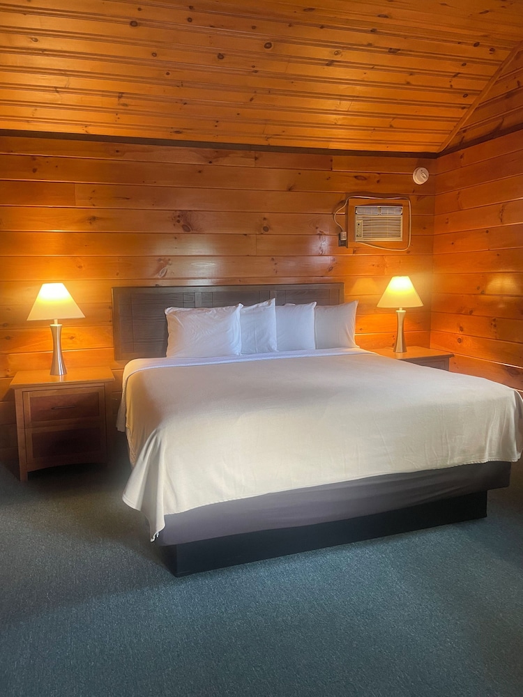 Lake Crest Inn