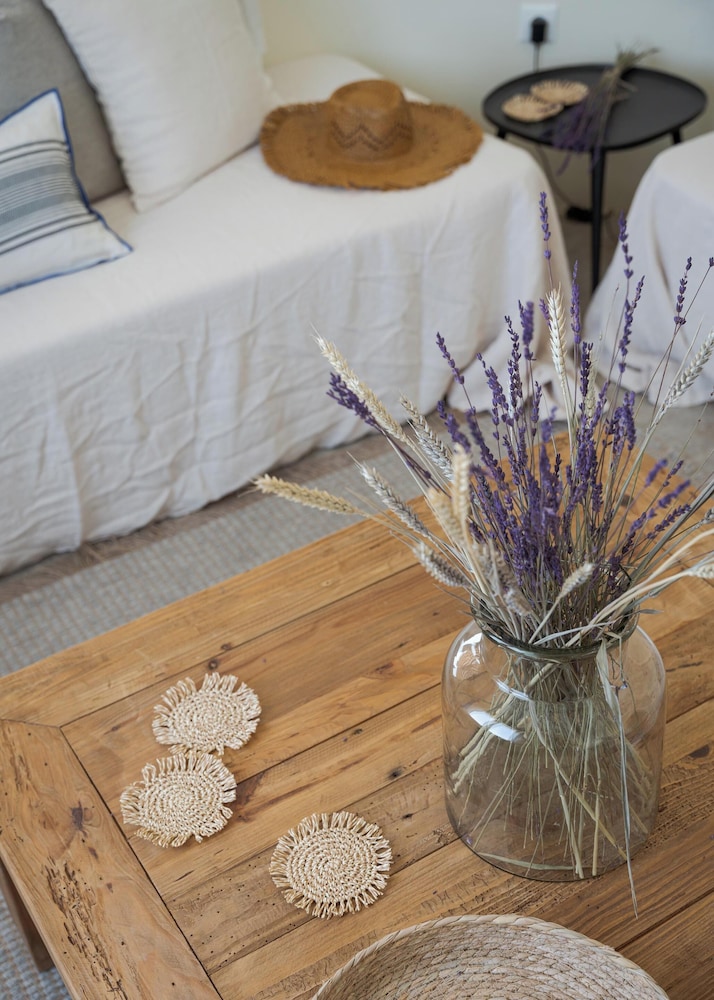 Morfes Luxury Apartments