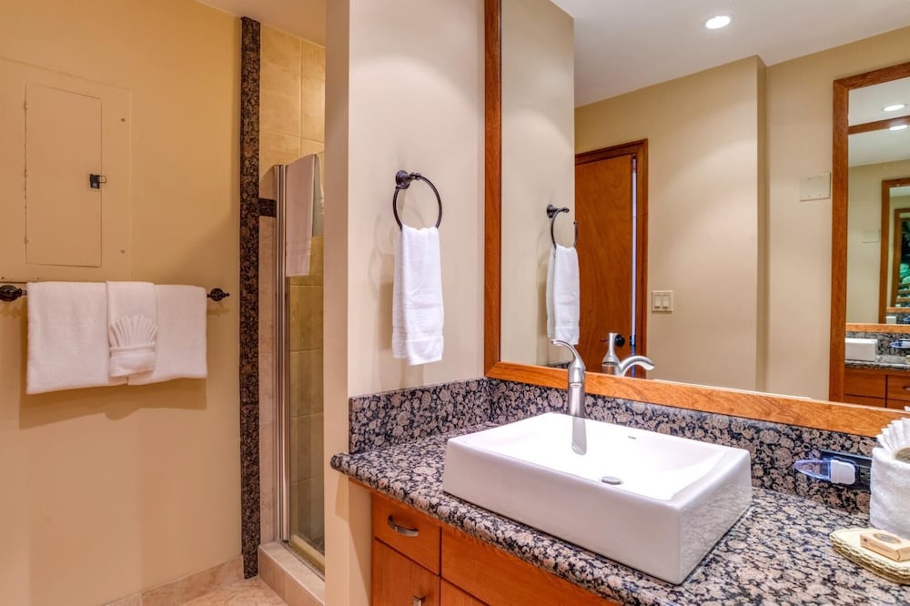 Kapalua Ridge Villas by KBM