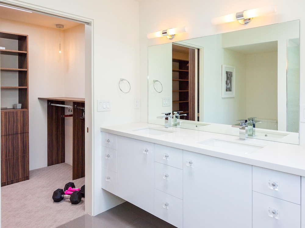 Palm Springs Vacations - Spero Estate - Property Image 33