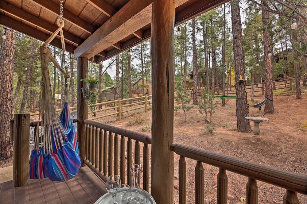 Pet-friendly Show Low Cabin w/ Trail Access!