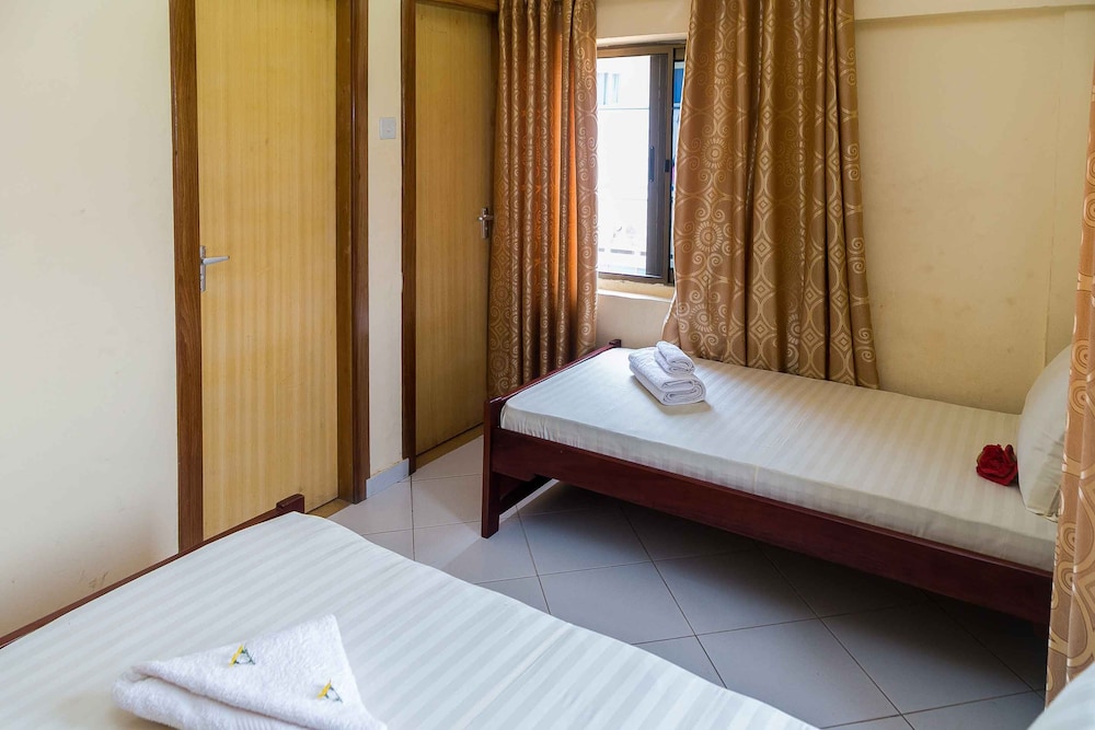 Royal Atlantic Hostel
