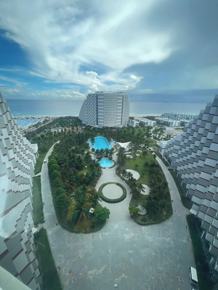 AirPort Cam Ranh Resort
