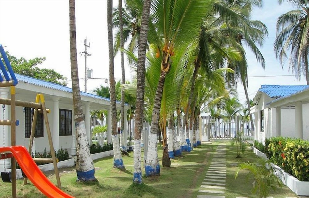 Cabañas Frente a la Playa 010