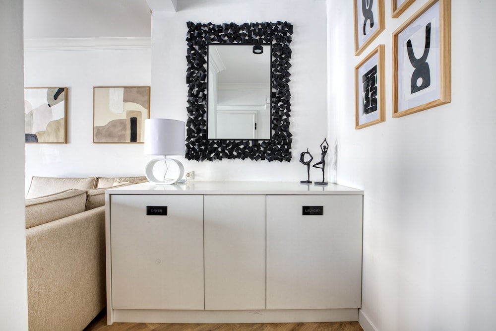 Whitewood Residence